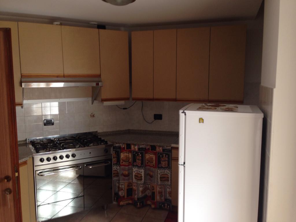 Two-Bedroom Apartment with Balcony,136233519:JPEG